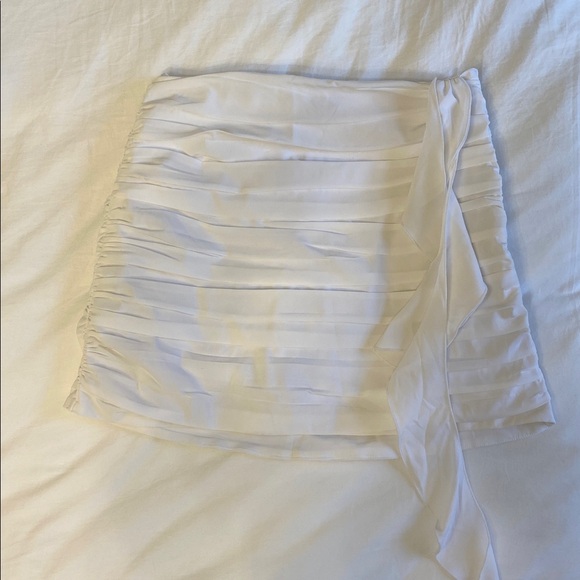 Abercrombie & Fitch Dresses & Skirts - Abercrombie Cascading Ruffle Mini Skort
